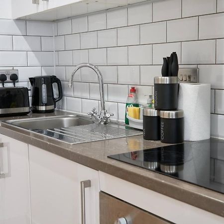 Modern Central Apartment - City Centre - Fast Wifi - Near Utilitia Arena & Icc Birmingham Exterior photo