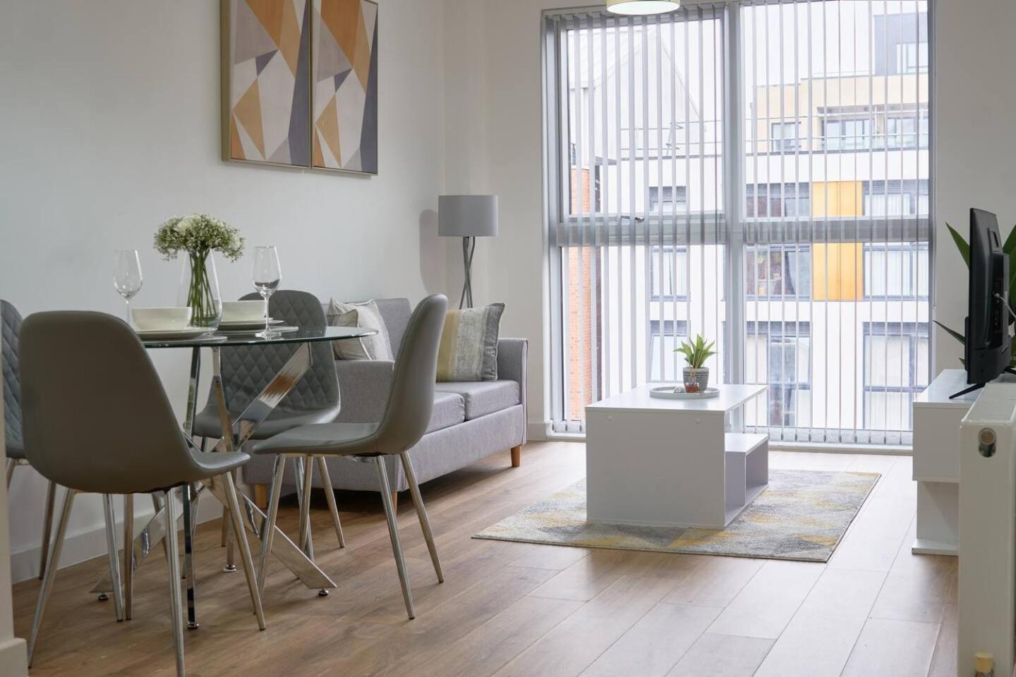 Modern Central Apartment - City Centre - Fast Wifi - Near Utilitia Arena & Icc Birmingham Exterior photo